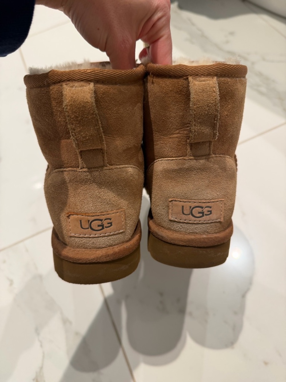 UGG Classic Mini II - Picture 4 of 6